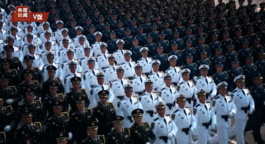 一身戎裝盡顯中國軍人風(fēng)采 中正節(jié)能鍋爐為軍需服裝的制造貢獻力量